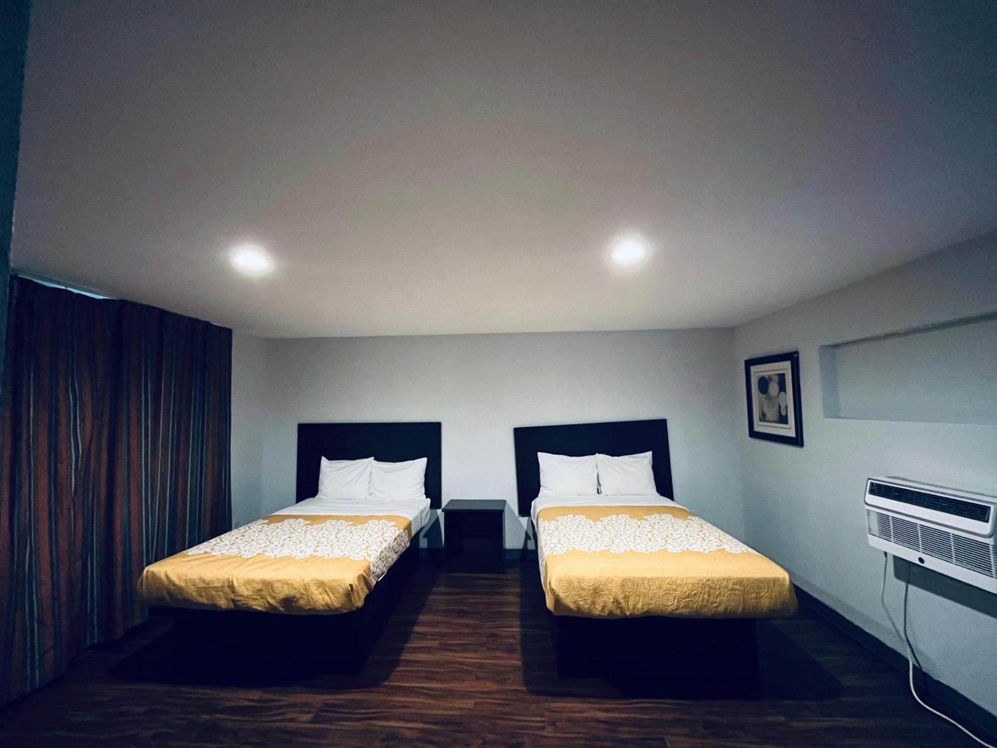 Richmond Motel Hotel 4*